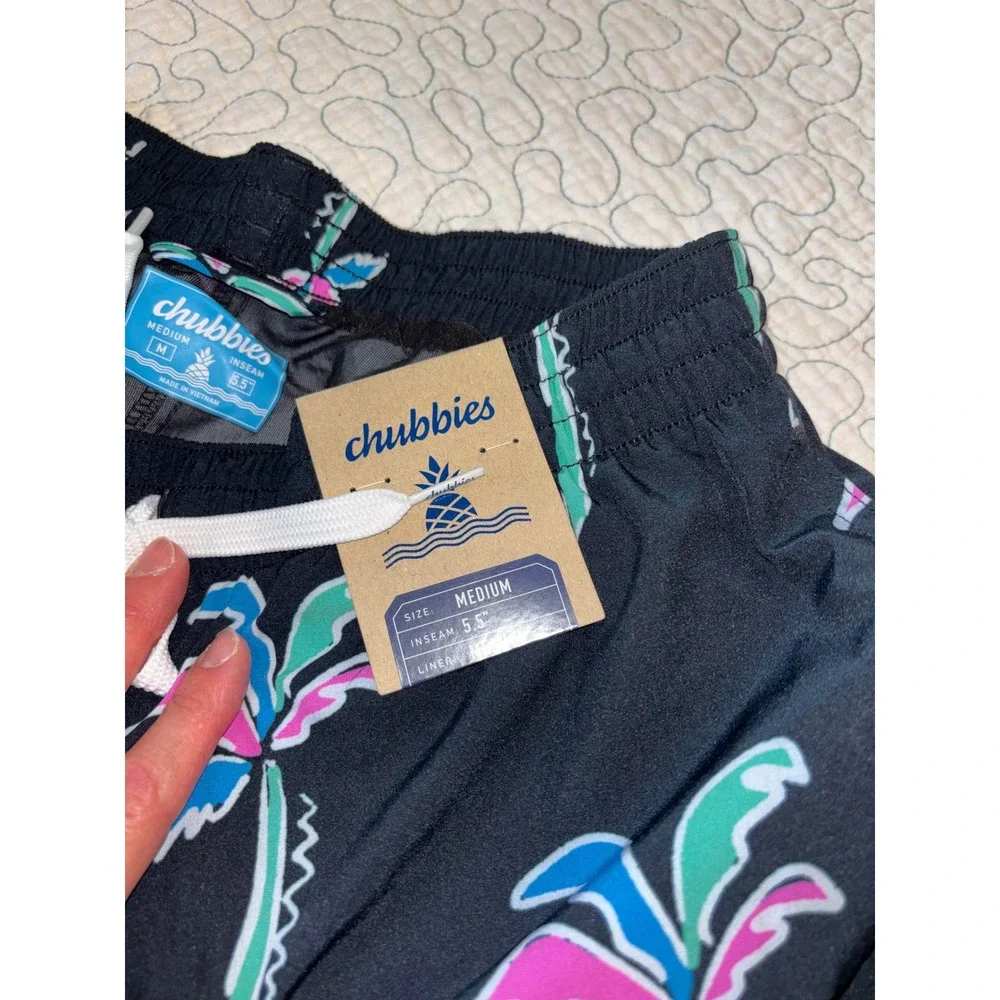 Chubbies Mens Black Neon Palm Tree Swim Trunks 5.5